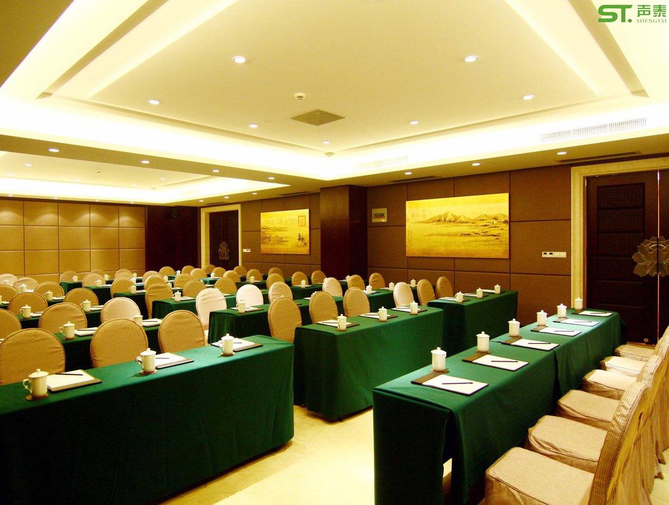 报告厅墙面用什么吸音材料好(图4) 报告厅墙面用什么吸音材料好(图4)