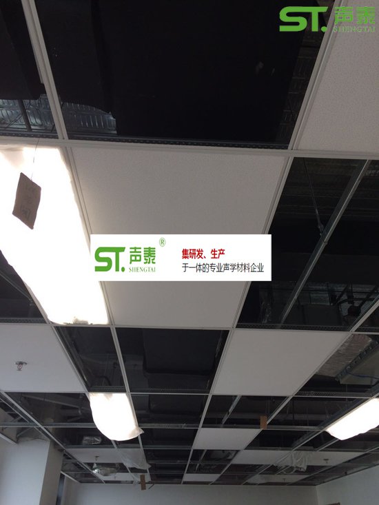 电影院玻纤吸音板安装示意图(图1) 电影院玻纤吸音板安装示意图(图1)