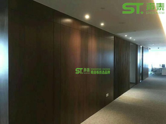 银行木饰面挂墙板成功案例(图1)